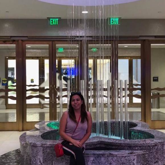 Meet your Posher, Nguyet - Picture 1 of 1